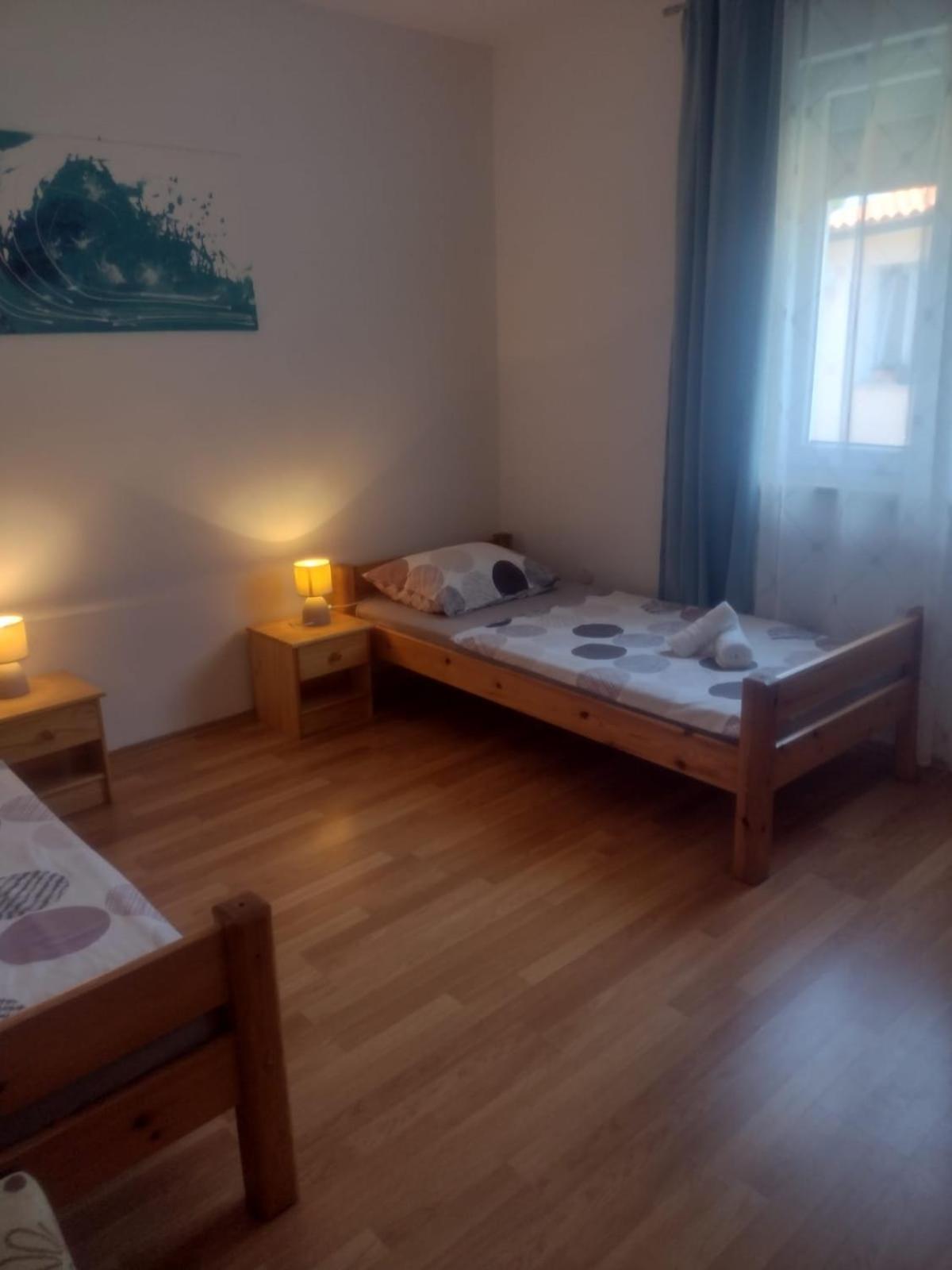 Spacious Apartment With Parking&Garden Marcana ห้อง รูปภาพ