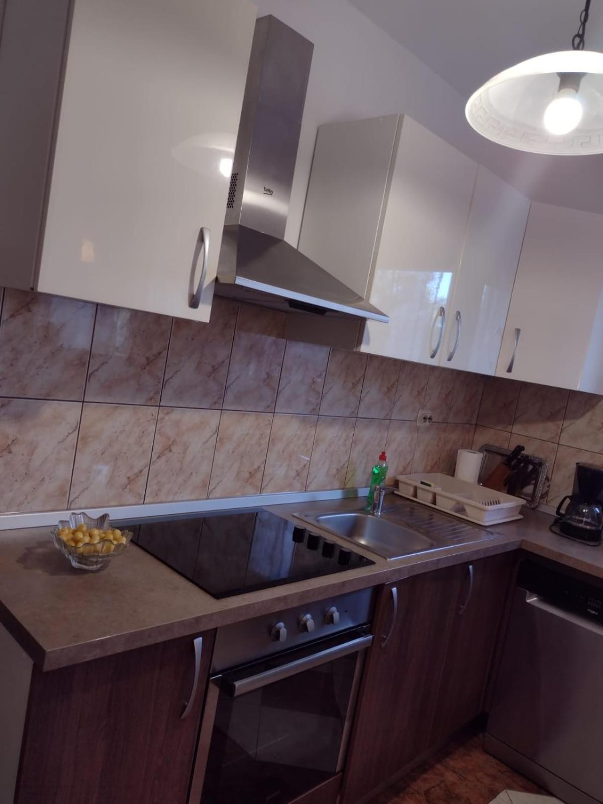 Spacious Apartment With Parking&Garden Marcana ห้อง รูปภาพ