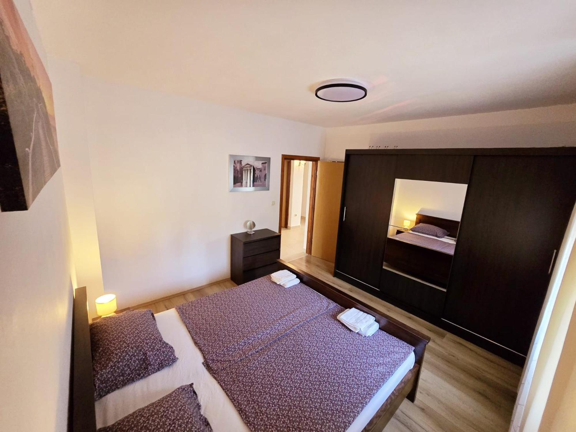 Spacious Apartment With Parking&Garden Marcana ภายนอก รูปภาพ
